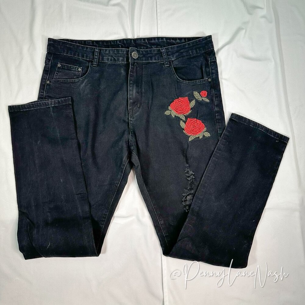 Shein Black Distressed Embroidered Skinny Jeans Size 38 - Picture 3 of 10